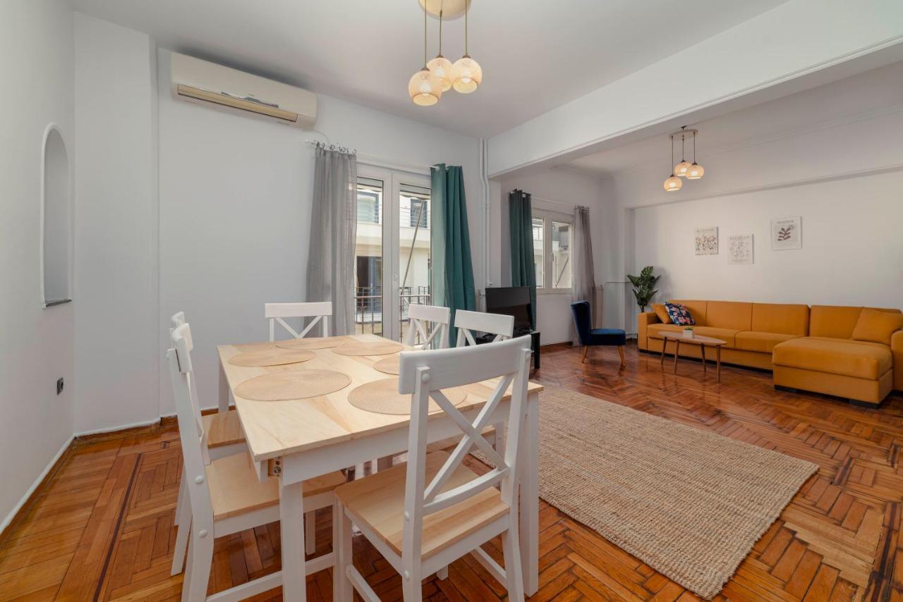 Spacious 2Bd Apartment Next To Athens Archeological Museum Eksteriør billede