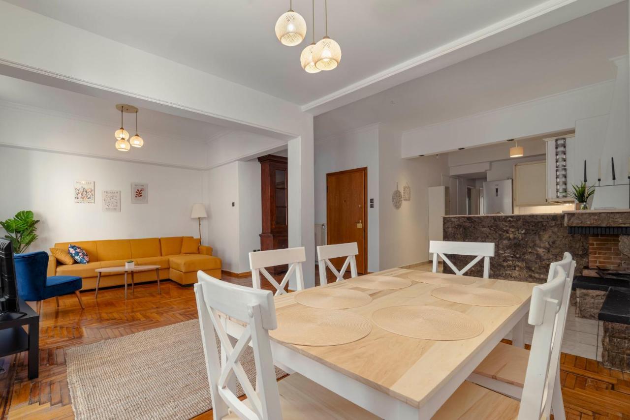 Spacious 2Bd Apartment Next To Athens Archeological Museum Eksteriør billede